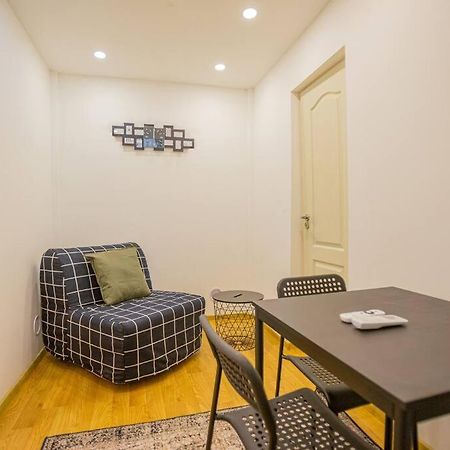 Cute Gallery Flat In Dob Str, Mars Budapest Kültér fotó