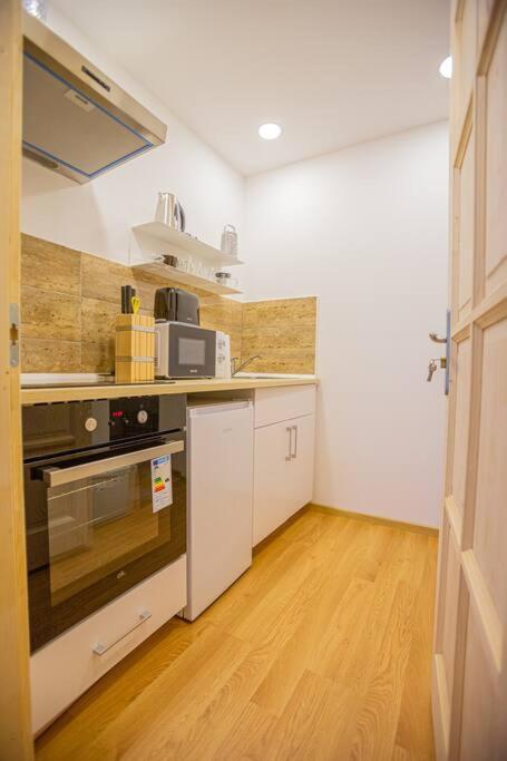 Cute Gallery Flat In Dob Str, Mars Budapest Kültér fotó
