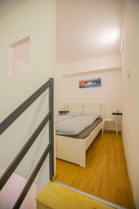 Cute Gallery Flat In Dob Str, Mars Budapest Kültér fotó